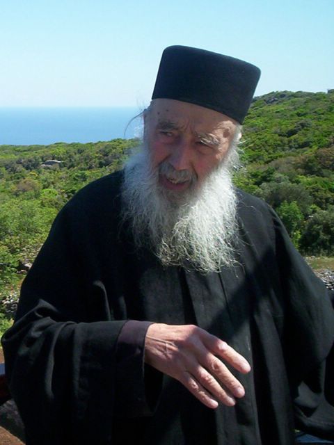 petroniu_cuvant.jpg